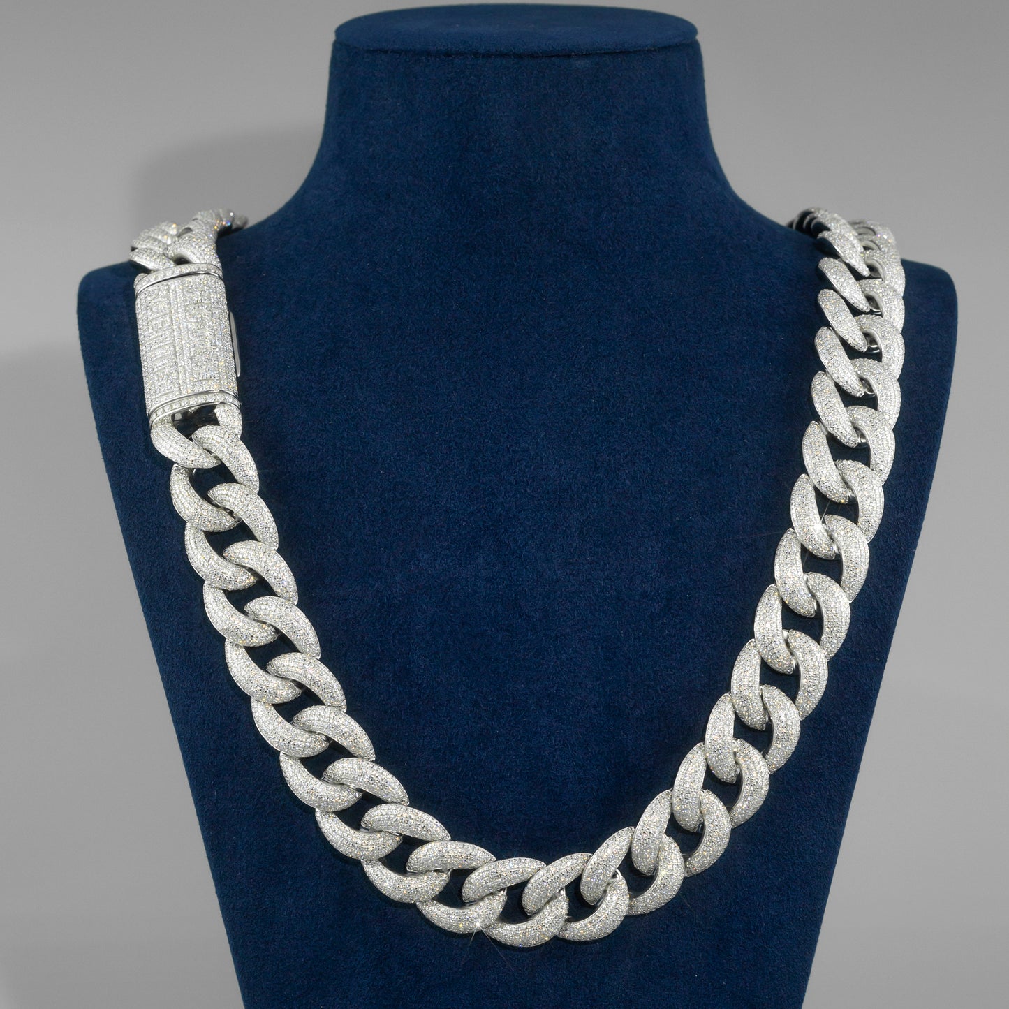 Custom VVS Moissanite Cuban Link Chain 925 Sterling Silver Iced Out Diamond