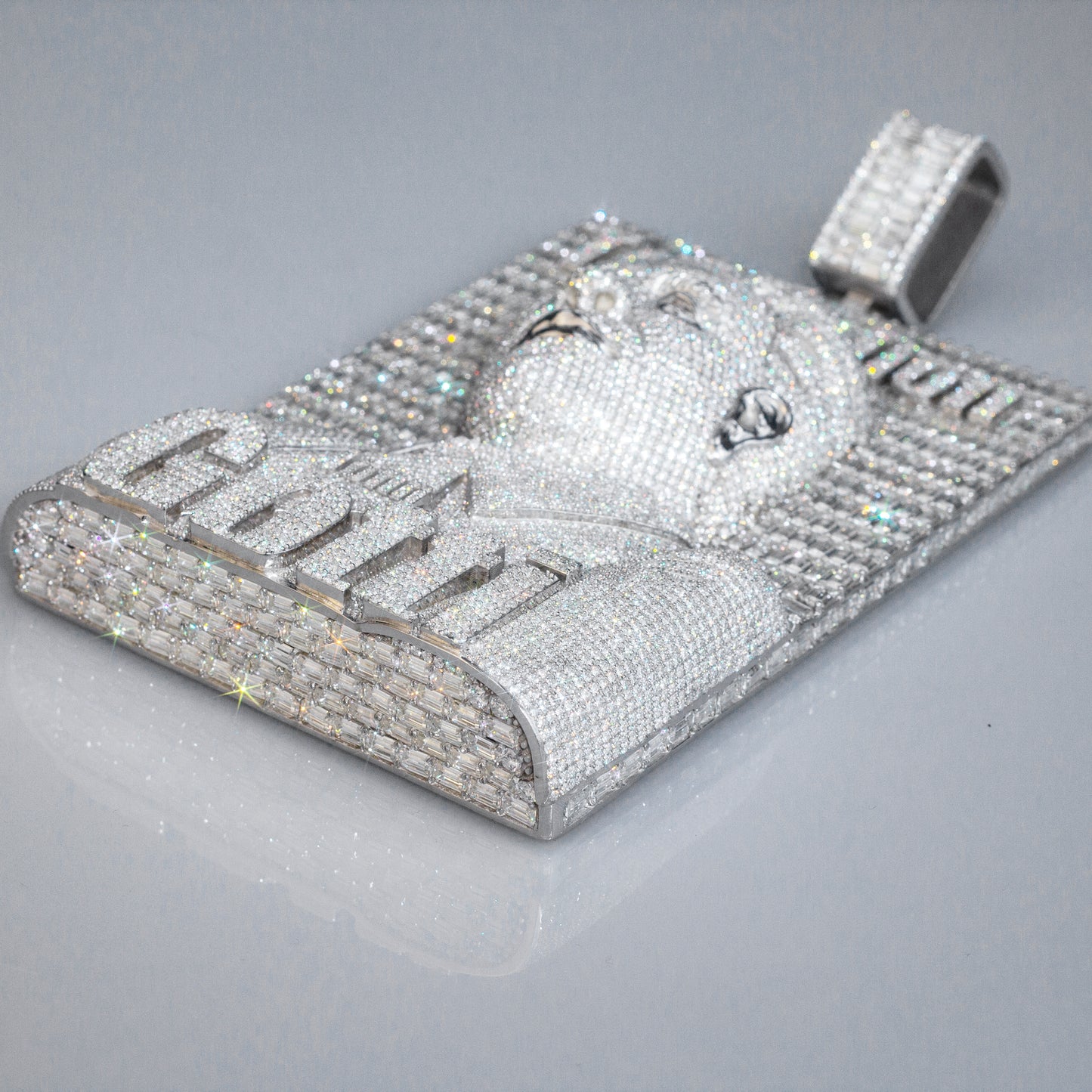 Custom Bust Down Moissanit Diamond 925 Silver Logo Pendant