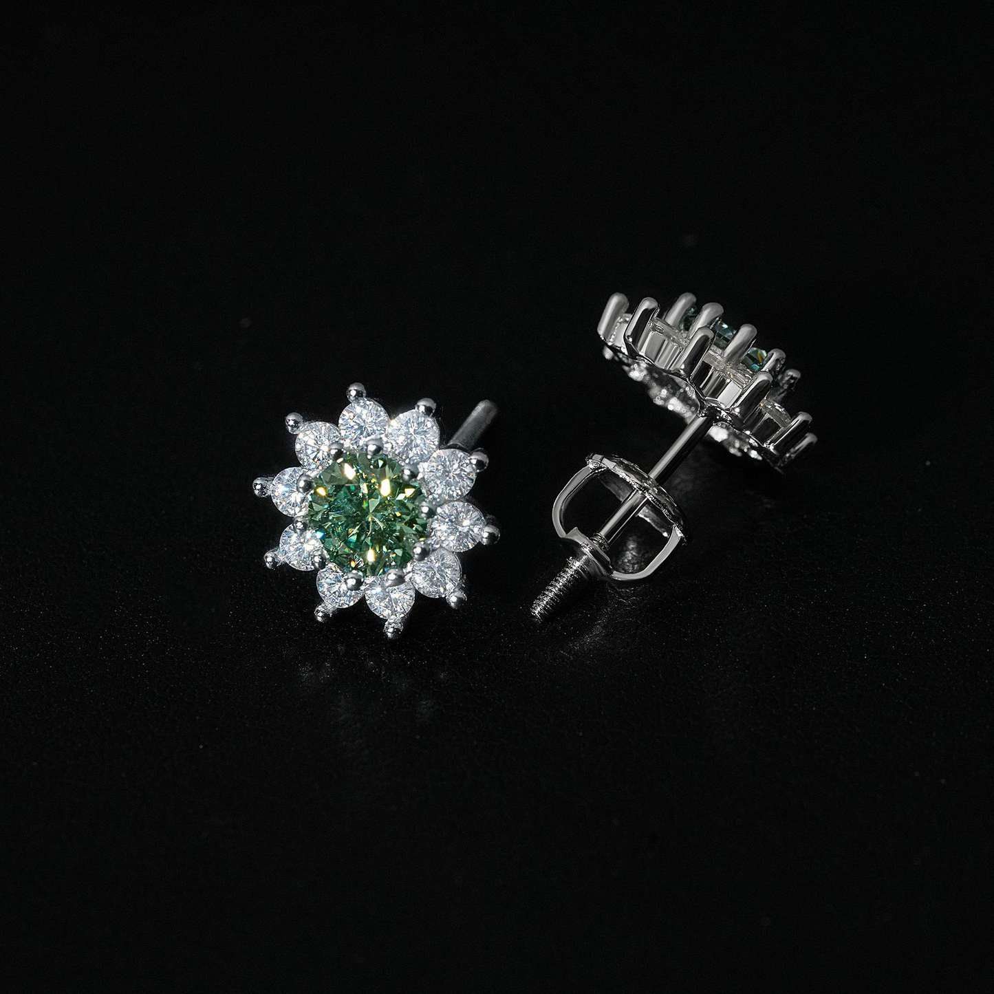 Classic 0.5 Carats Sunflower Earrings Inlaid With Blue-Green Moissanite Loose Diamonds