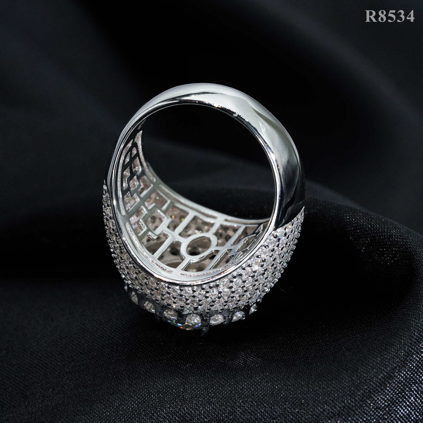 Hiphop 8mm Round Moissanite Men Ring Iced Out Moissanite DiamondRing 925 Sterling Silver Jewelry